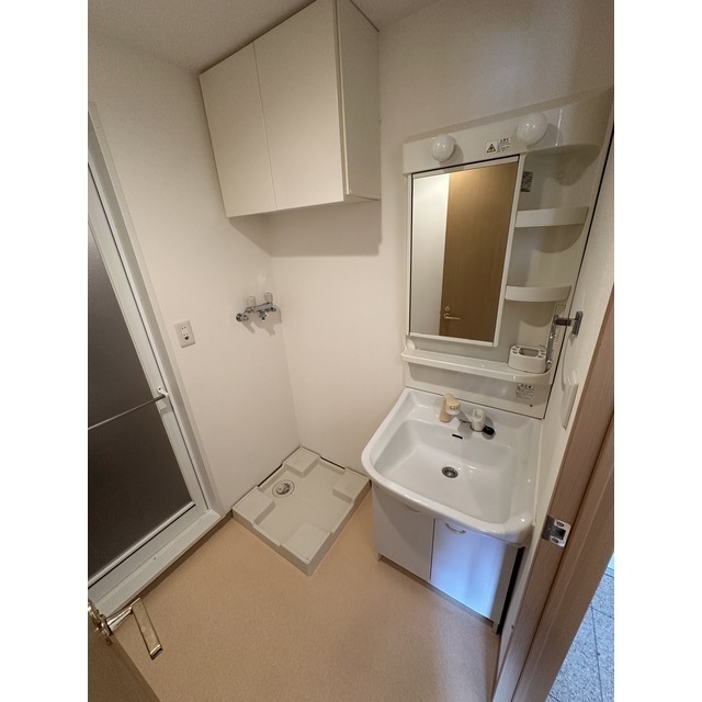 ベェルヴェル稲城0507号室 内観