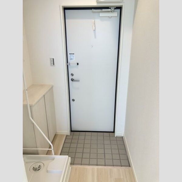 アクシスコート小岩302号室 玄関