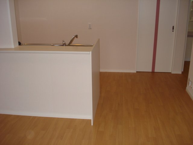 アクアマリン102号室 リビング