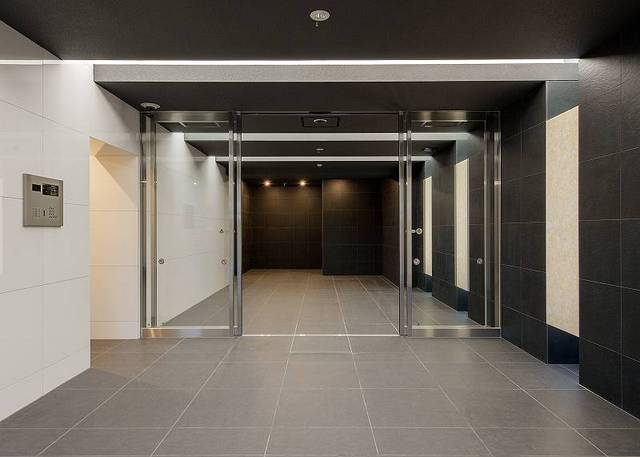 ガーラ・グランディ東陽町4階 ◆エントランス◆カメラ付オートロックで安心