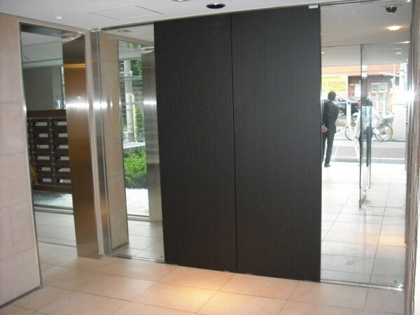 ガリシアレジデンス目黒本町 エントランス