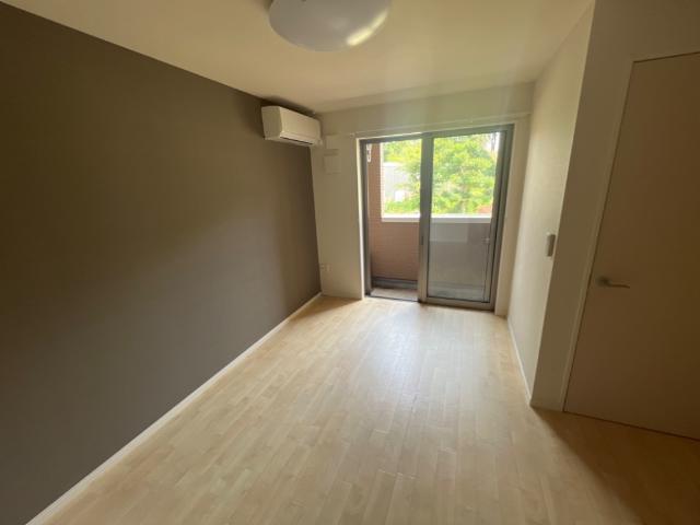 リバーサイド　グリーン リビング