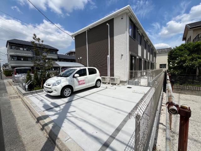 シャンティ・クラ 外観写真（昼）