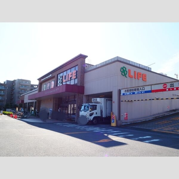 T's TERRACE 大倉山 ライフ大倉山店