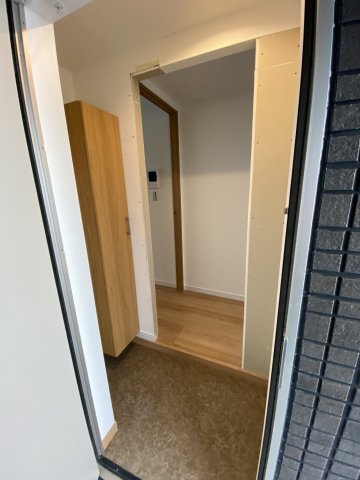 Rick鶴見201号室 玄関