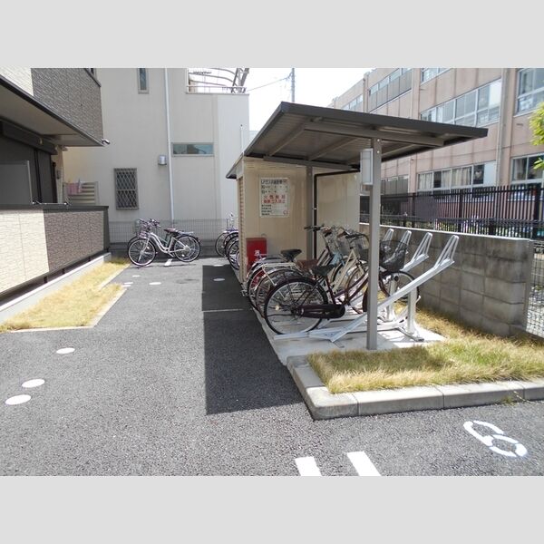 グレイスコート 駐輪場