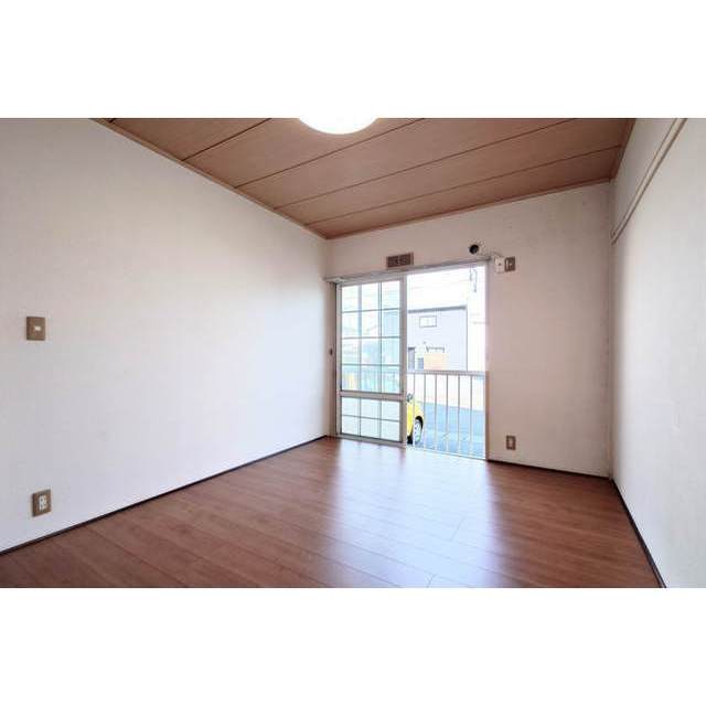 メゾン蓮正寺102号室 奥左洋室