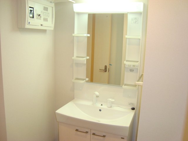 コムデソレイユ 洗髪洗面化粧台