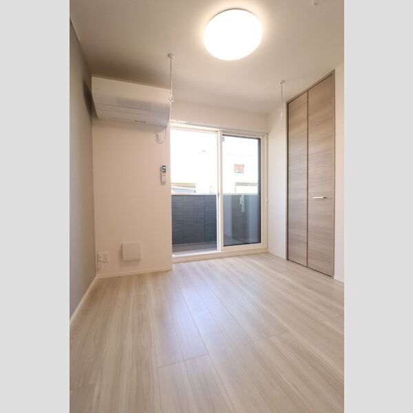 D-comodo深大寺北町203号室 居室