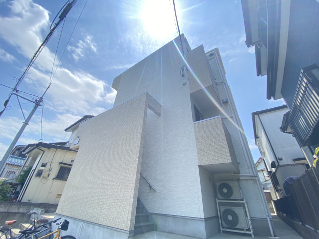 ＣＢ七里フラムの外観画像