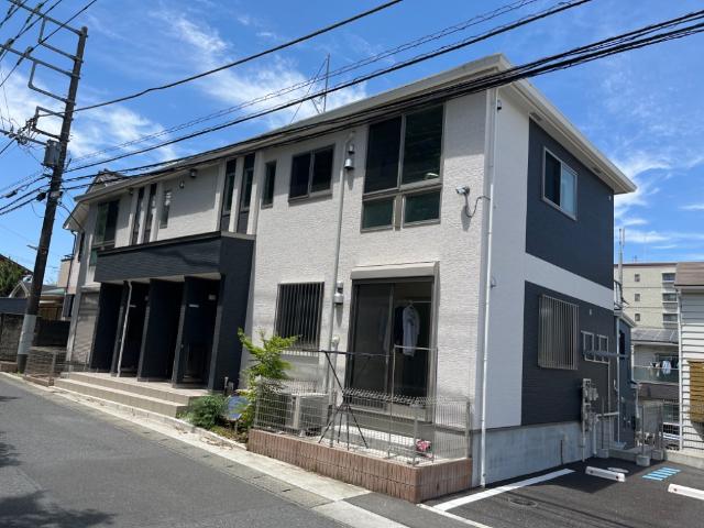 エストレヤの外観画像