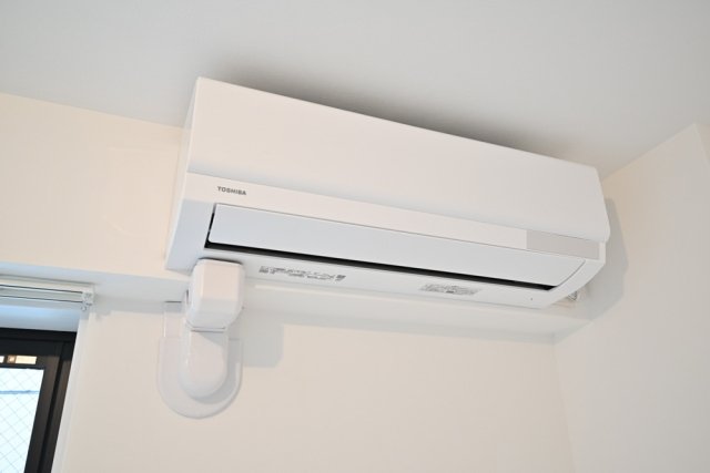 Ｔｈｅ　Ｒｅｓｉｄｅｎｃｅ　Ｎｉｈｏｎｂａｓｈｉ2階 エアコン（洋室）
