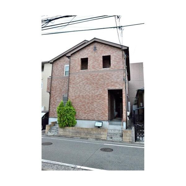 MEGAWATT エントランス