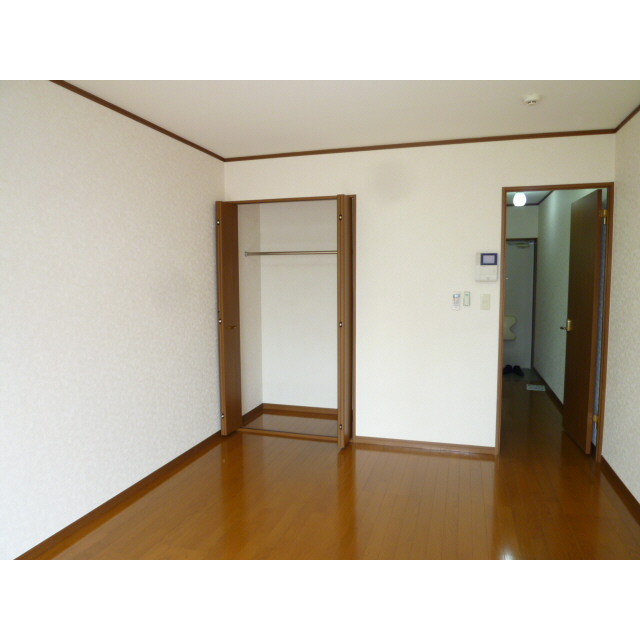 アムール KMU梅郷 内観