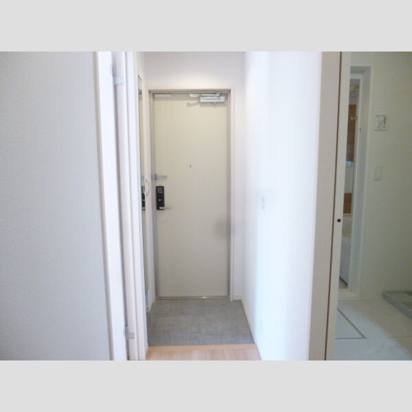 Wine terrace(ワインテラス)202号室 玄関