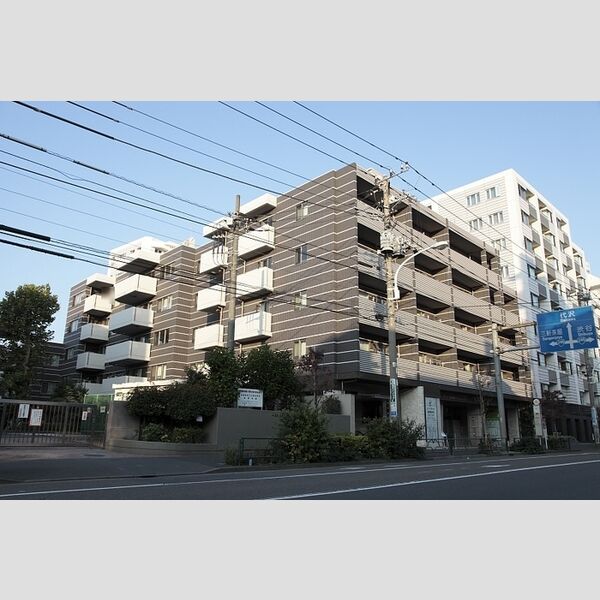 カスタリア三宿の外観画像