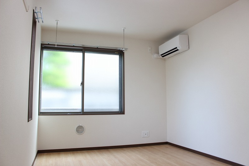 ウィステリア　ガーデン2階 リビング