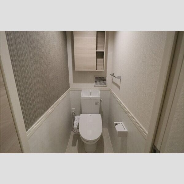 D-KISARIA　EⅠ301号室 温水洗浄暖房便座