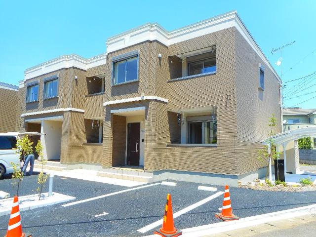 オーヴィラージュの外観画像