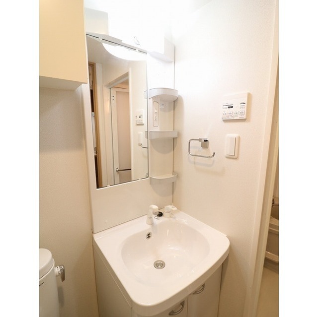 プレール・ドゥーク梅島1003号室 内観