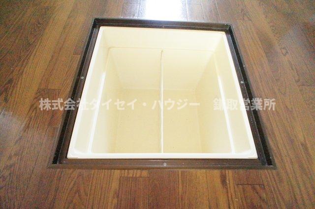 コーポ白百合Ｄ・Ｅ棟 収納