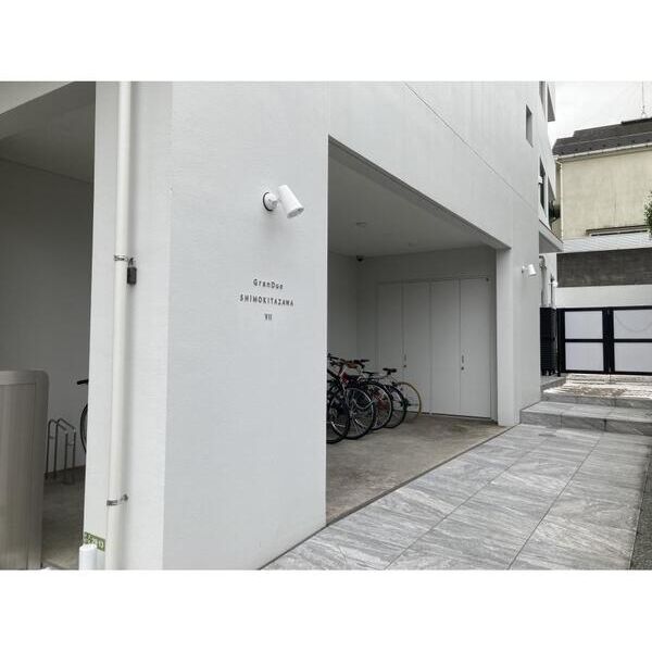 GranDuo　Shimokitazawa　VII エントランス