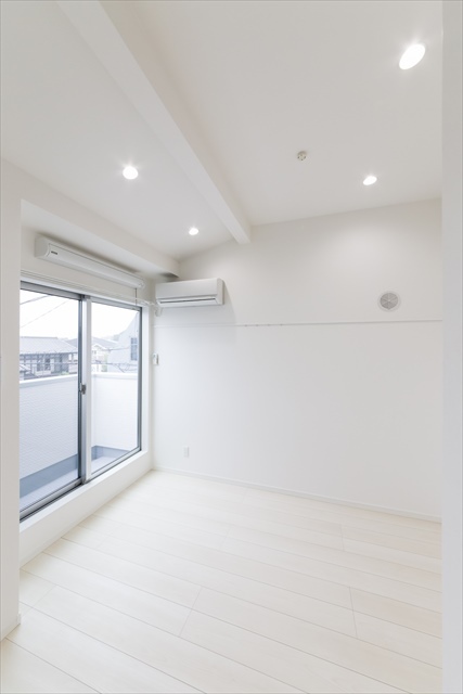 Ｃｏｎｎｅ バルコニー完備　エアコン