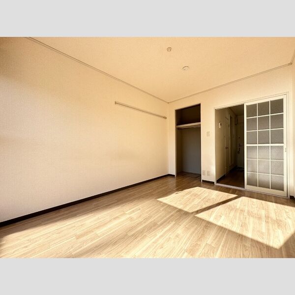 ロイヤルコート　壱番館 リビング