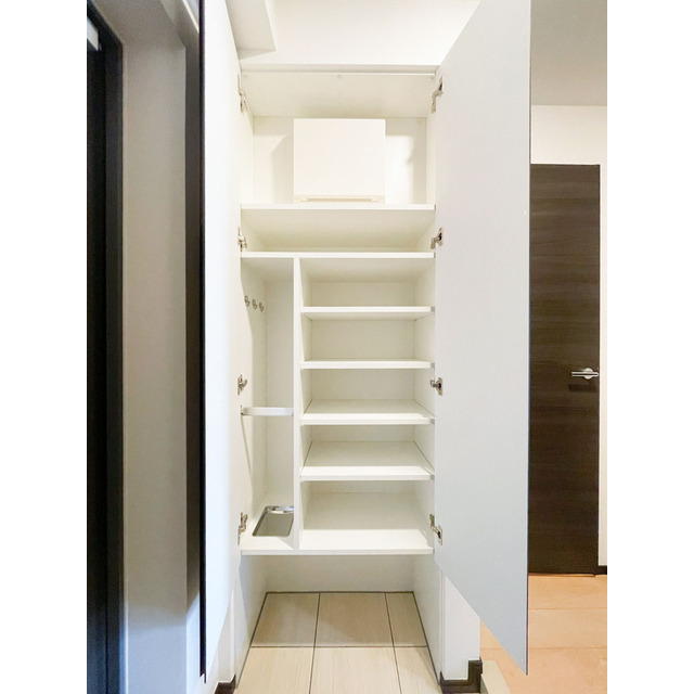 ＧＥＮＯＶＩＡ本所吾妻橋ｓｋｙｇａｒｄｅｎ0410号室 同建物別部屋の参考画像