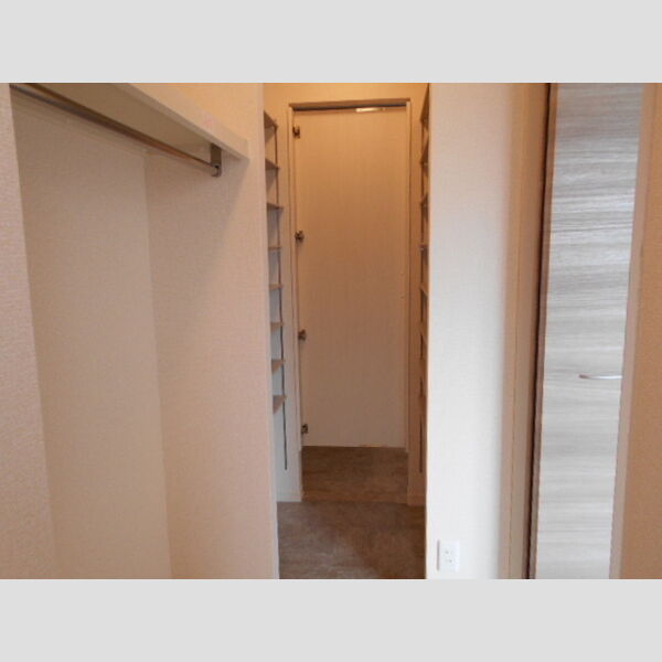 モン　プレジール203号室 ウォークスルークローゼット