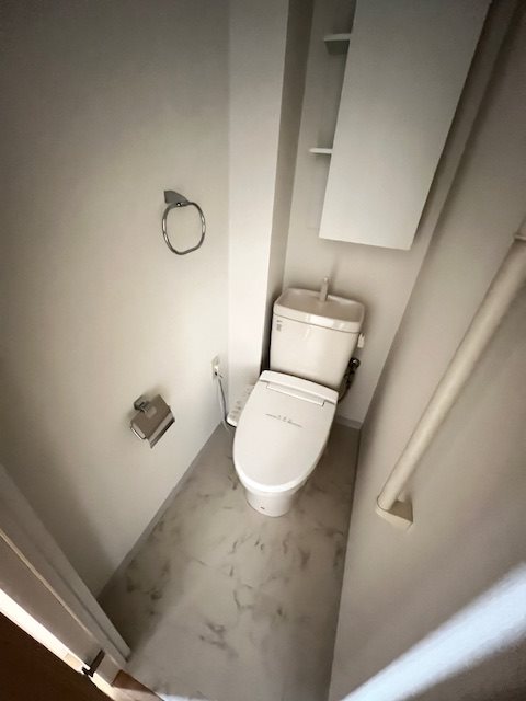 レジディア南千住8階 トイレ