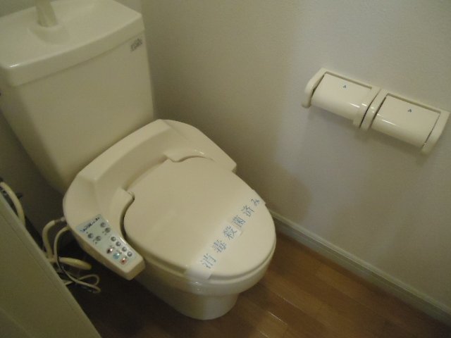 フォートヴィラⅡ101号室 シャワー付トイレ