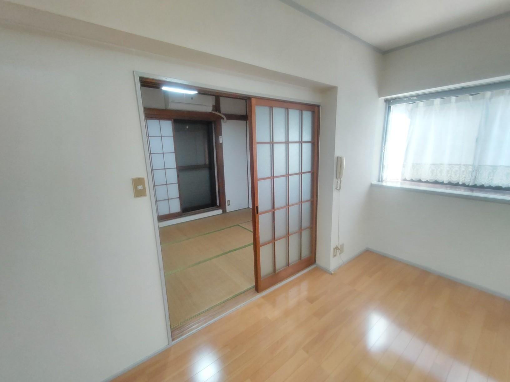 西谷戸建て賃貸 2Fリビングの畳箇所