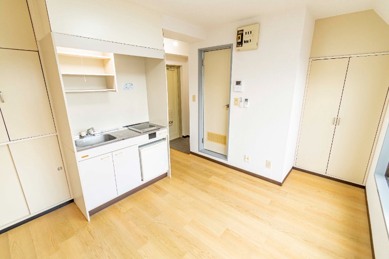 オレンジコートヒヨシ リビング