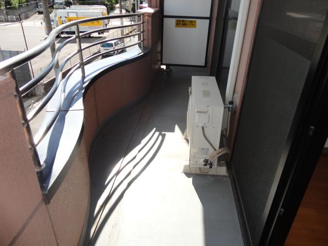 グリーンヒルズ301号室 ベランダ