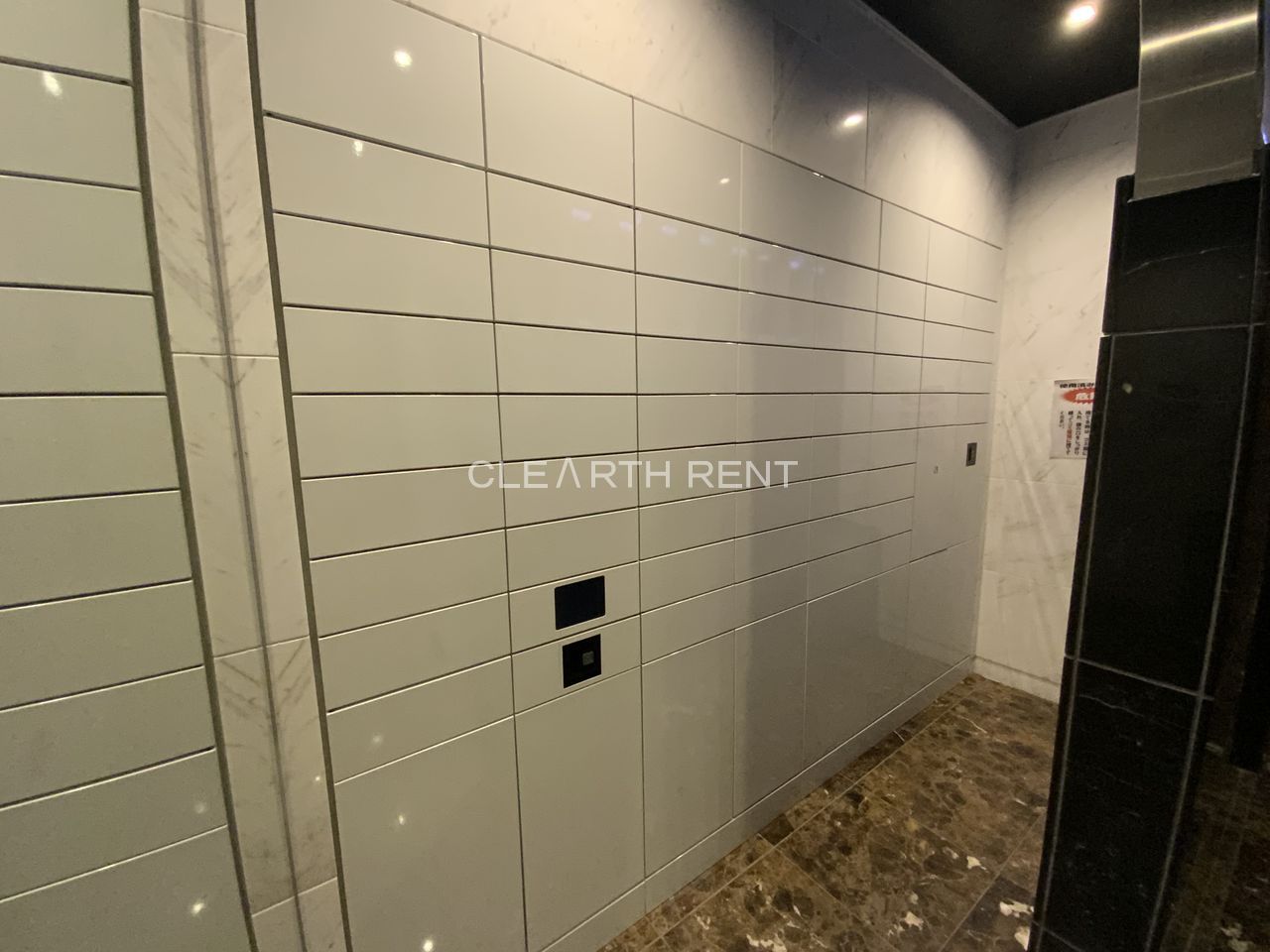 コンシェリア新橋 ＭＡＳＴＥＲ’Ｓ ＶＩＬＬＡ8階 24h荷物の受取が可能で安心便利な宅配BOX