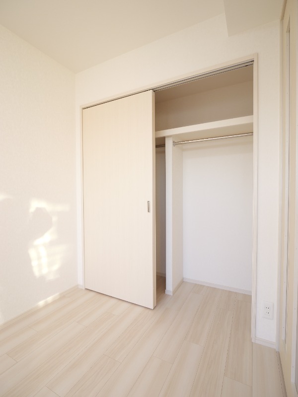 プレジオ西新井10階 収納
