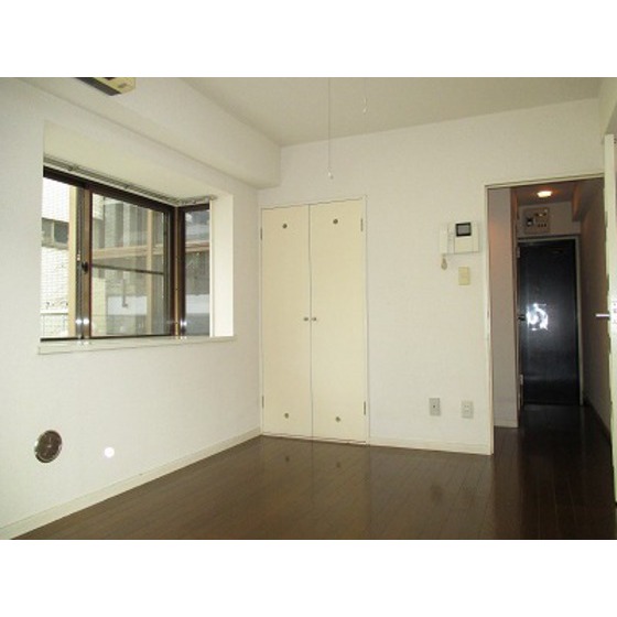 ダイホープラザ調布0201号室 リビング