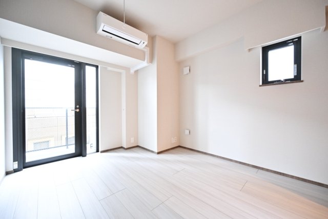 ＧＲＡＮＳＩＴＥ　ＮＡＫＡＭＥＧＵＲＯ4階 部屋その他