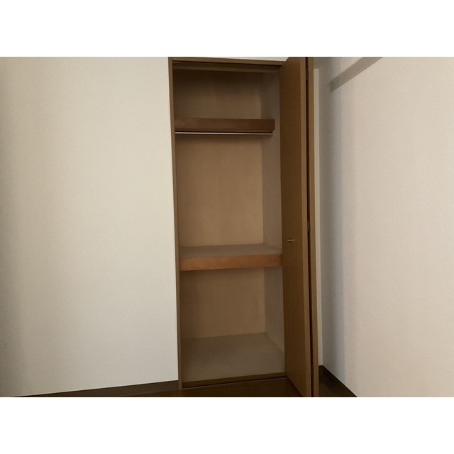 ドミール・コンフォール親水公園302号室 内観