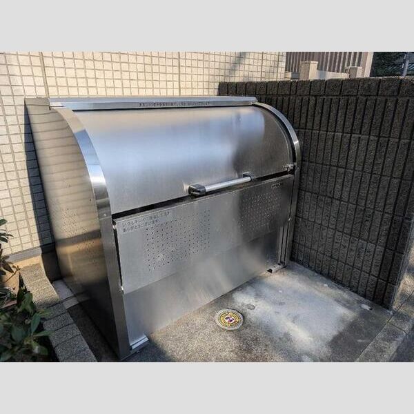 Cherry Court ごみ置き場