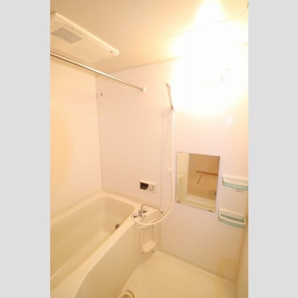 エミール・オガワ　A・B棟B101号室 浴室換気乾燥機