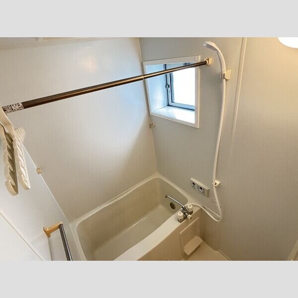 コート権太坂201号室 浴室換気乾燥機、追いだき付きユニットバス