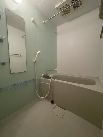 エクサム初台0103号室 お風呂