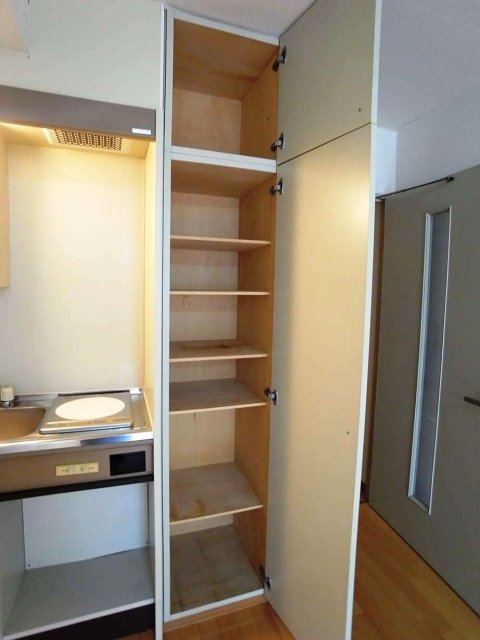 コスモ隅田アクティ2階 収納