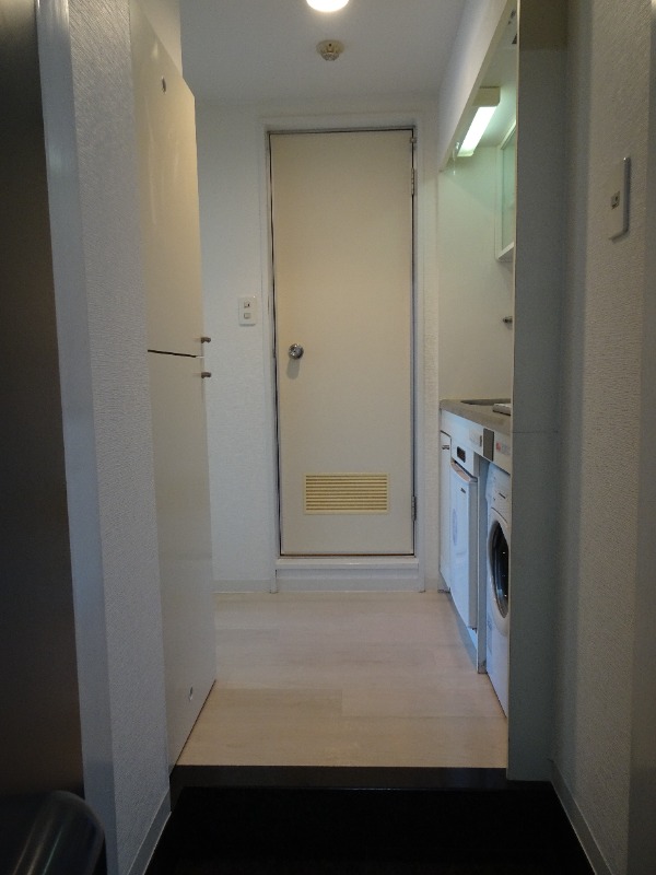 サンマリノ(A-024)3階 玄関