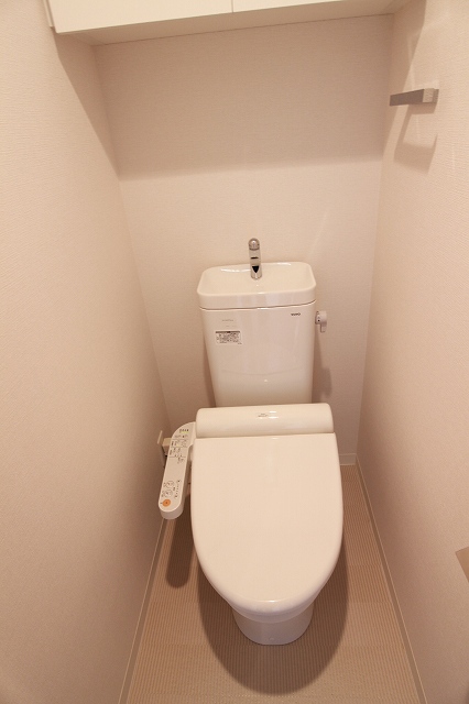 ステージファースト新宿西落合9階 トイレ