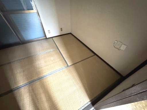 福村ハイツ102号室 クリーニング前の写真です