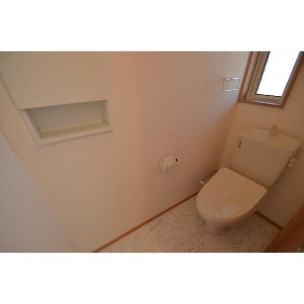 フォレストリーフ西大宮B棟 トイレ