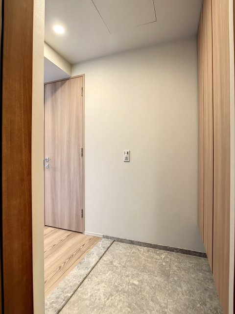 プラウドタワー芝浦 玄関